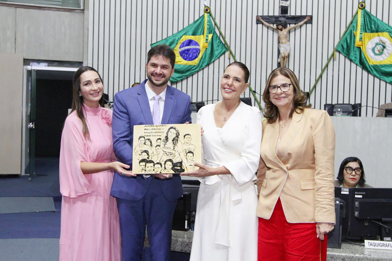 Alcione Albanesi recebe título de cidadã cearense